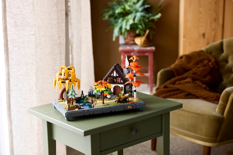 LEGO 11372 Icons Autumn Cottage Garden