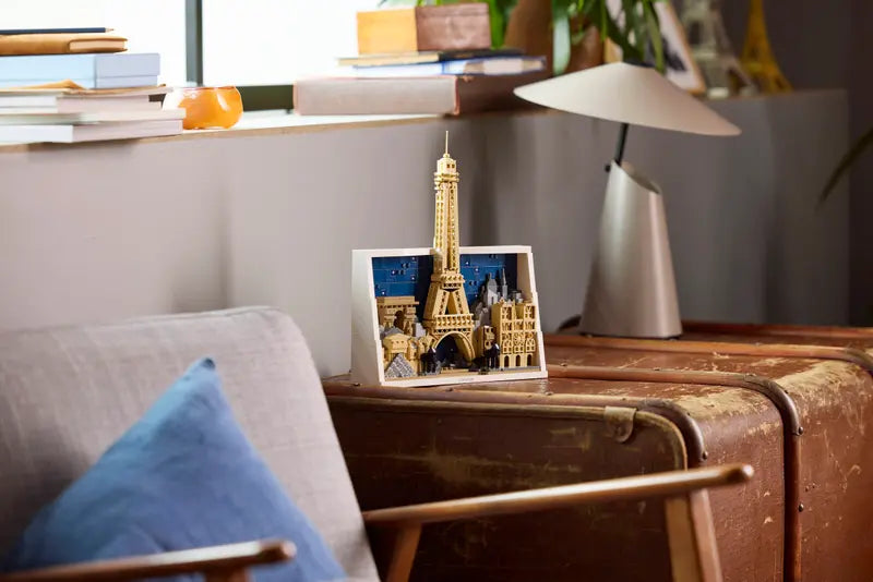 LEGO 21064 Architecture Paris City of Love