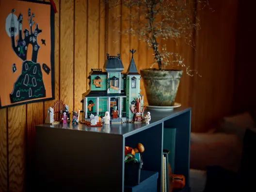 LEGO 31167 Creator Haunted Mansion