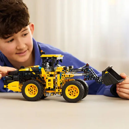 LEGO 42209 Technic Volvo L120 Electric Wheel Loader