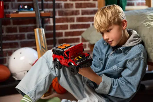 LEGO 42213 Technic Ford Bronco SUV
