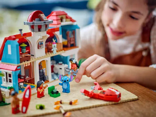 Lego 43268 Lilo and Stitch Beach House