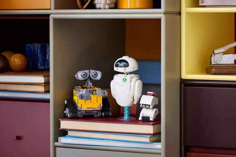 Lego 43279 Disney Pixar WALL-E and EVE