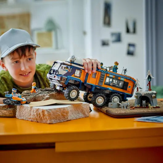 LEGO 60471 City Arctic Explorer Science Lab Truck
