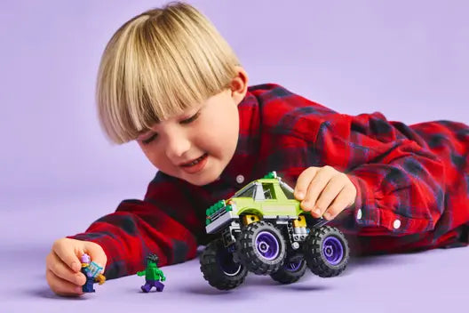 Lego 76312 The Hulk Truck vs. Thanos