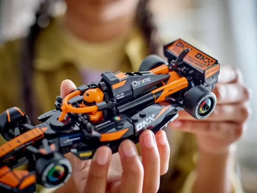 Lego 77251 McLaren F1® Team MCL38 Race Car